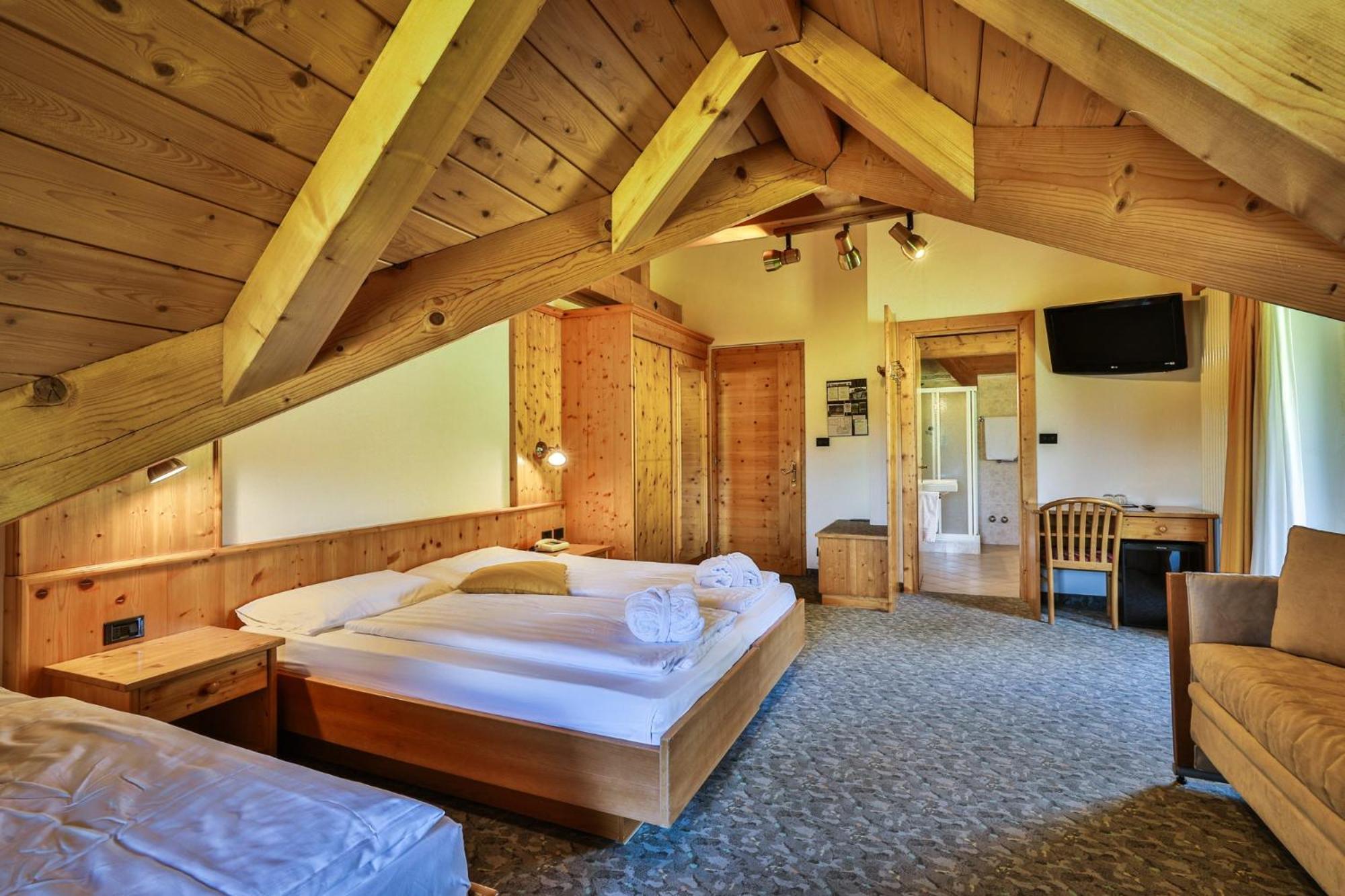 Mytime Hotels Savoy Vigo di Fassa Kültér fotó